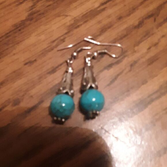 💫💫💫FASHION JEWELRY TURQUOISE SILVERTONE BOHO BUNDLE Bracelet & Earrings - Picture 2 of 2